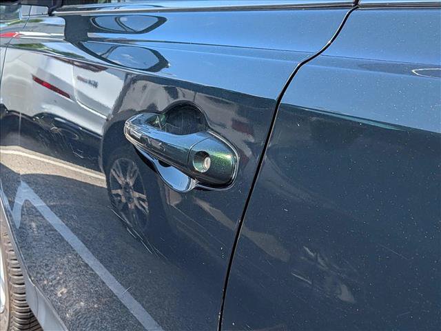 Used 2013 Toyota RAV4 Limited AWD/4WD image 12