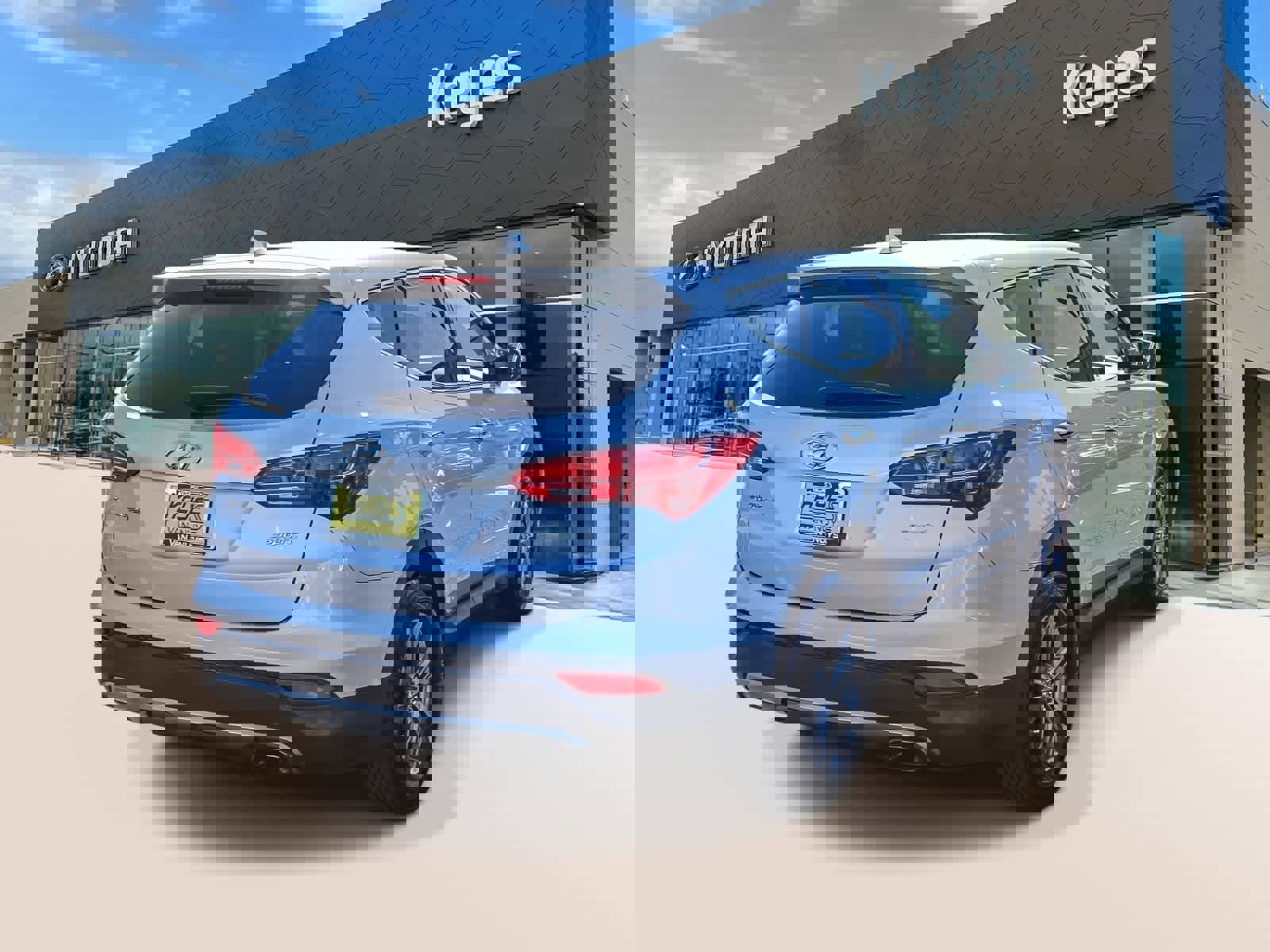 Used 2013 Hyundai Santa Fe Sport w/ Popular Equipment Pkg image 4