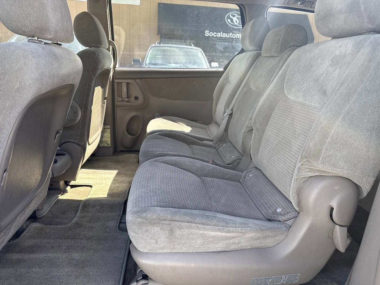 Used 2006 Toyota Sienna CE FWD image 18