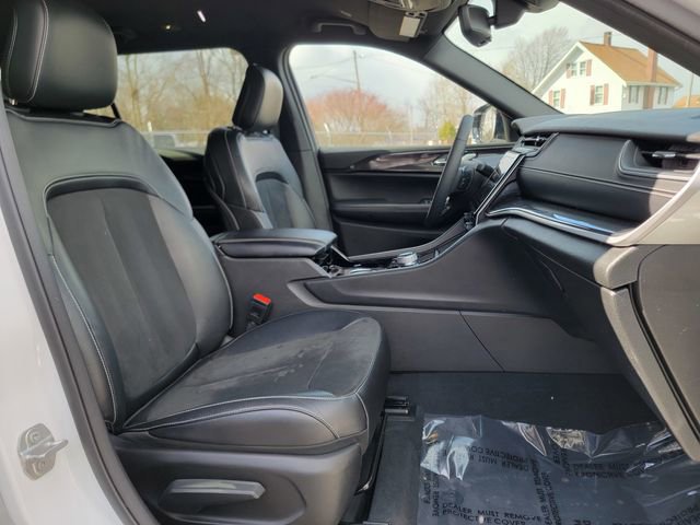 Certified 2023 Jeep Grand Cherokee L Laredo image 25