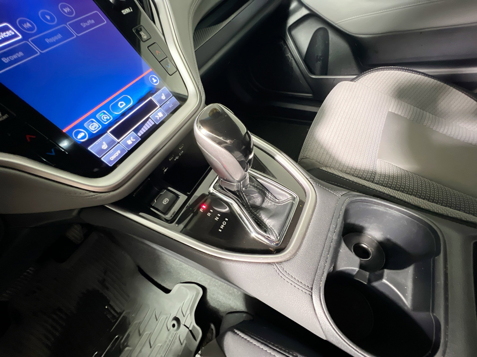 Used 2022 Subaru Outback Premium w/ Popular Package #1 image 26