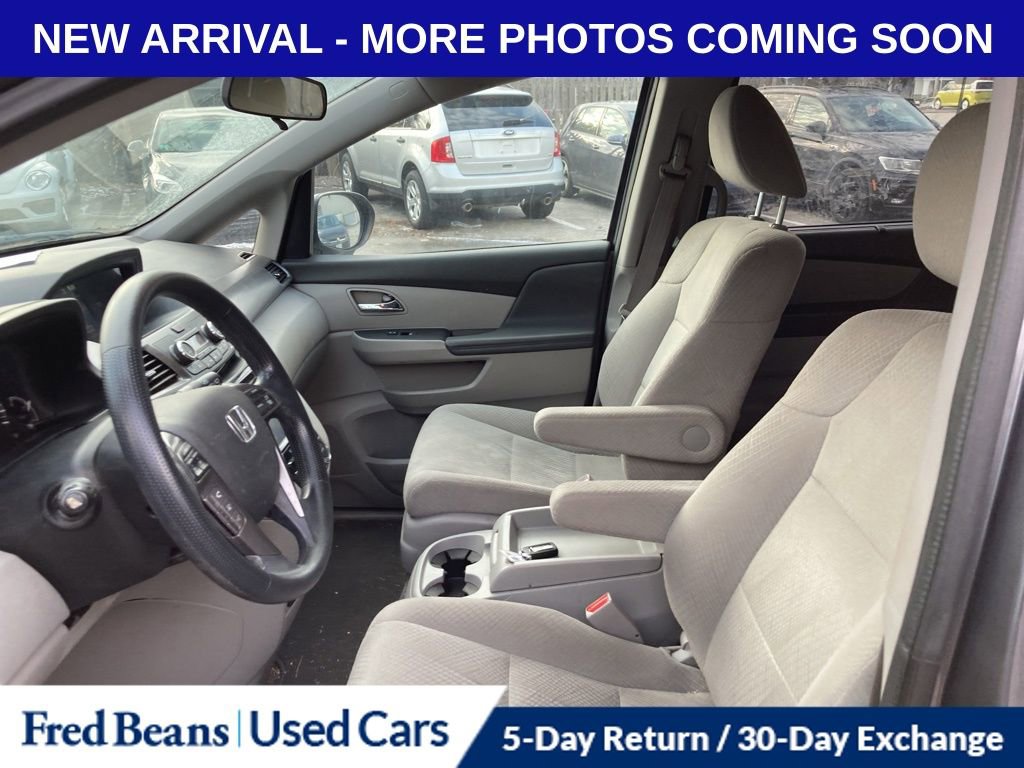 Used 2015 Honda Odyssey EX image 8