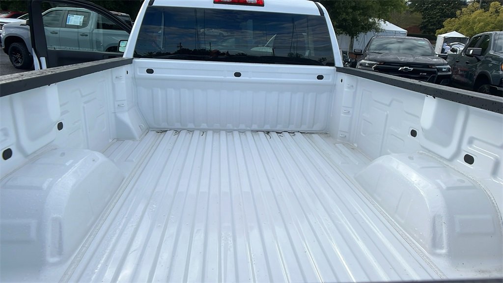 New 2025 Chevrolet Silverado 1500 W/T image 10