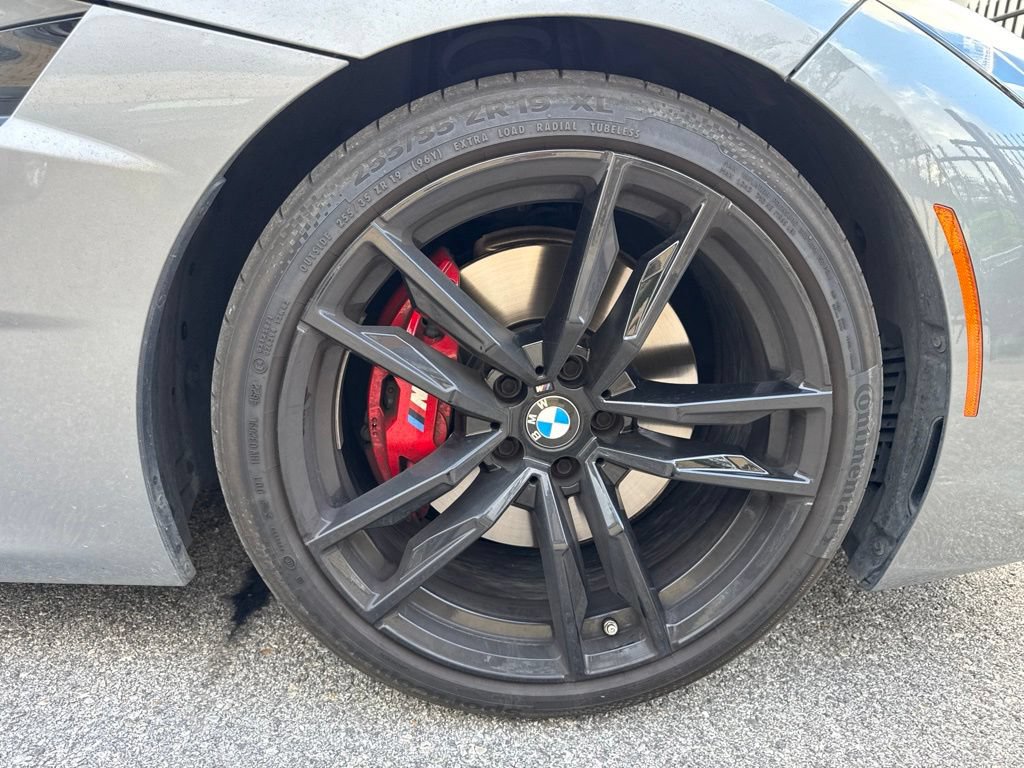 Certified 2024 BMW Z4 M40i w/ Premium Package RWD image 9