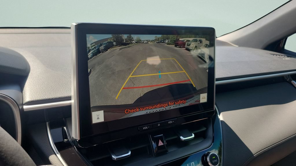 Used 2026 Toyota Corolla Cross XLE w/ Convenience Package FWD image 17