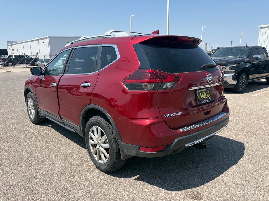 Used 2019 Nissan Rogue SV AWD/4WD image 3