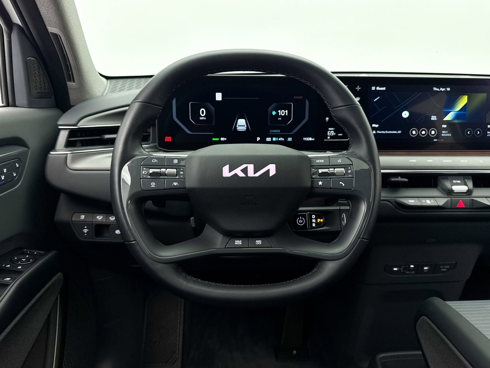 Used 2024 Kia EV9 Wind image 4