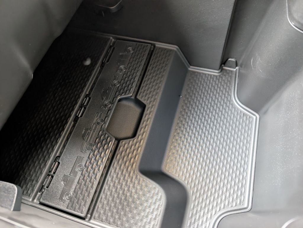 New 2026 RAM 1500 4x4 Crew Cab image 34