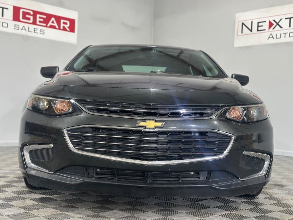 Used 2017 Chevrolet Malibu LS FWD image 4