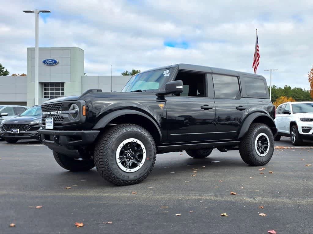 New 2025 Ford Bronco Badlands image 1