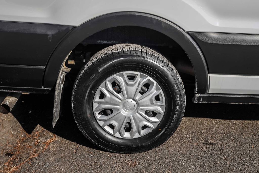 Used 2021 Ford Transit 350 XLT RWD image 5