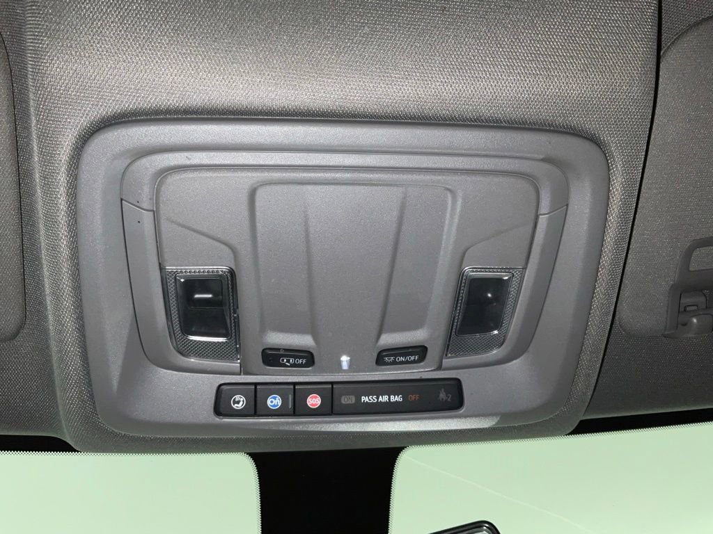 Used 2020 Chevrolet Silverado 1500 Custom Trail Boss w/ Custom Convenience Package AWD/4WD image 19