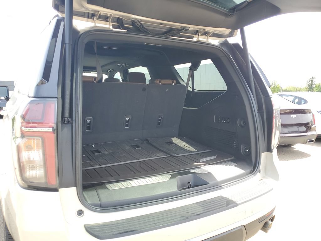 Used 2021 Chevrolet Suburban High Country AWD/4WD image 36