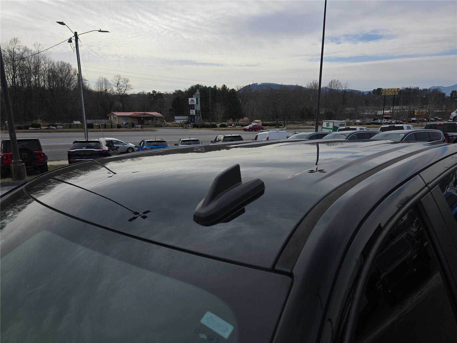 Used 2022 Chevrolet Silverado 1500 Custom image 11