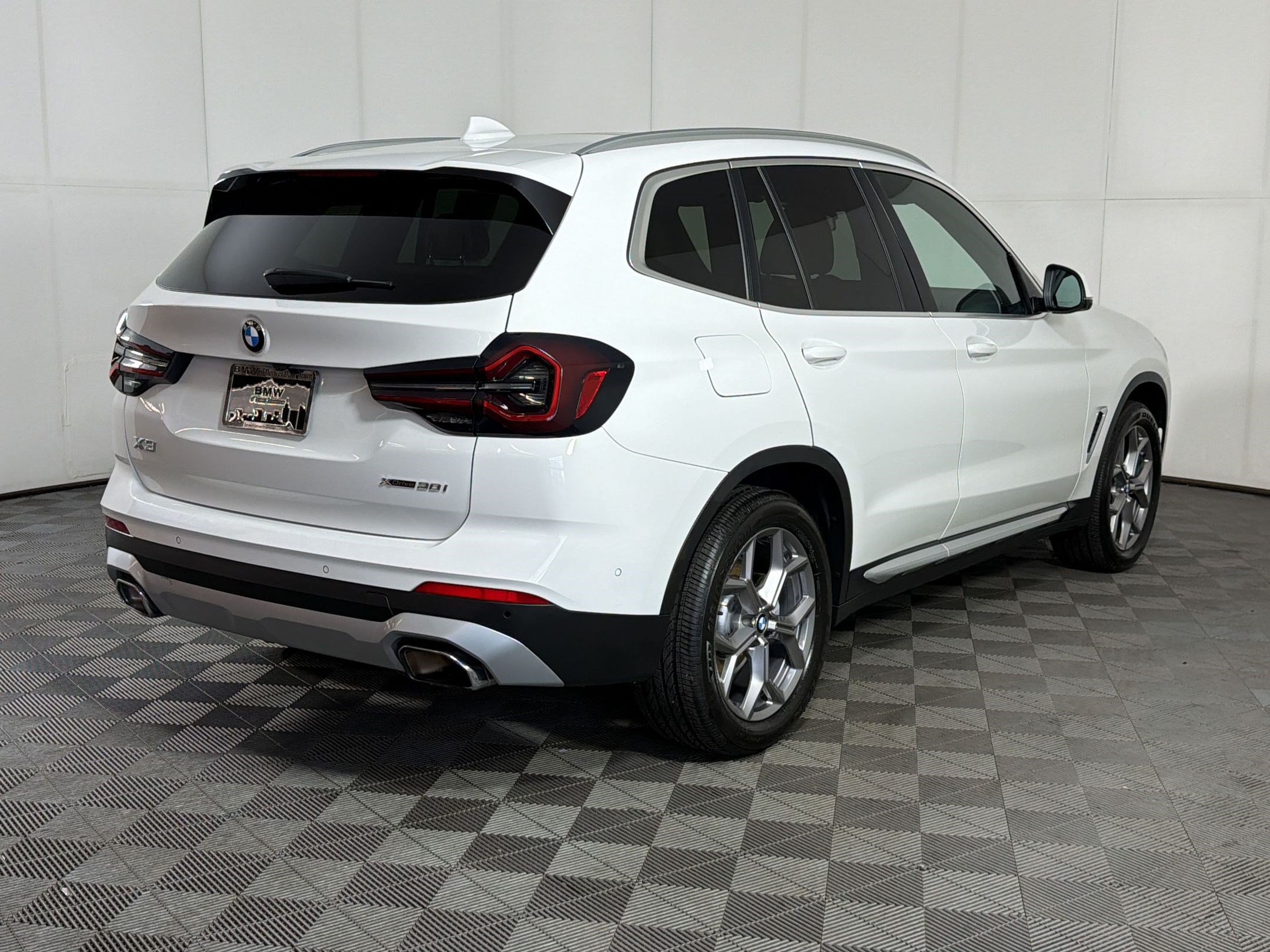 Certified 2023 BMW X3 xDrive30i w/ Premium Package AWD/4WD image 9