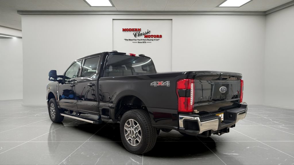 Used 2025 Ford F250 Lariat AWD/4WD image 3