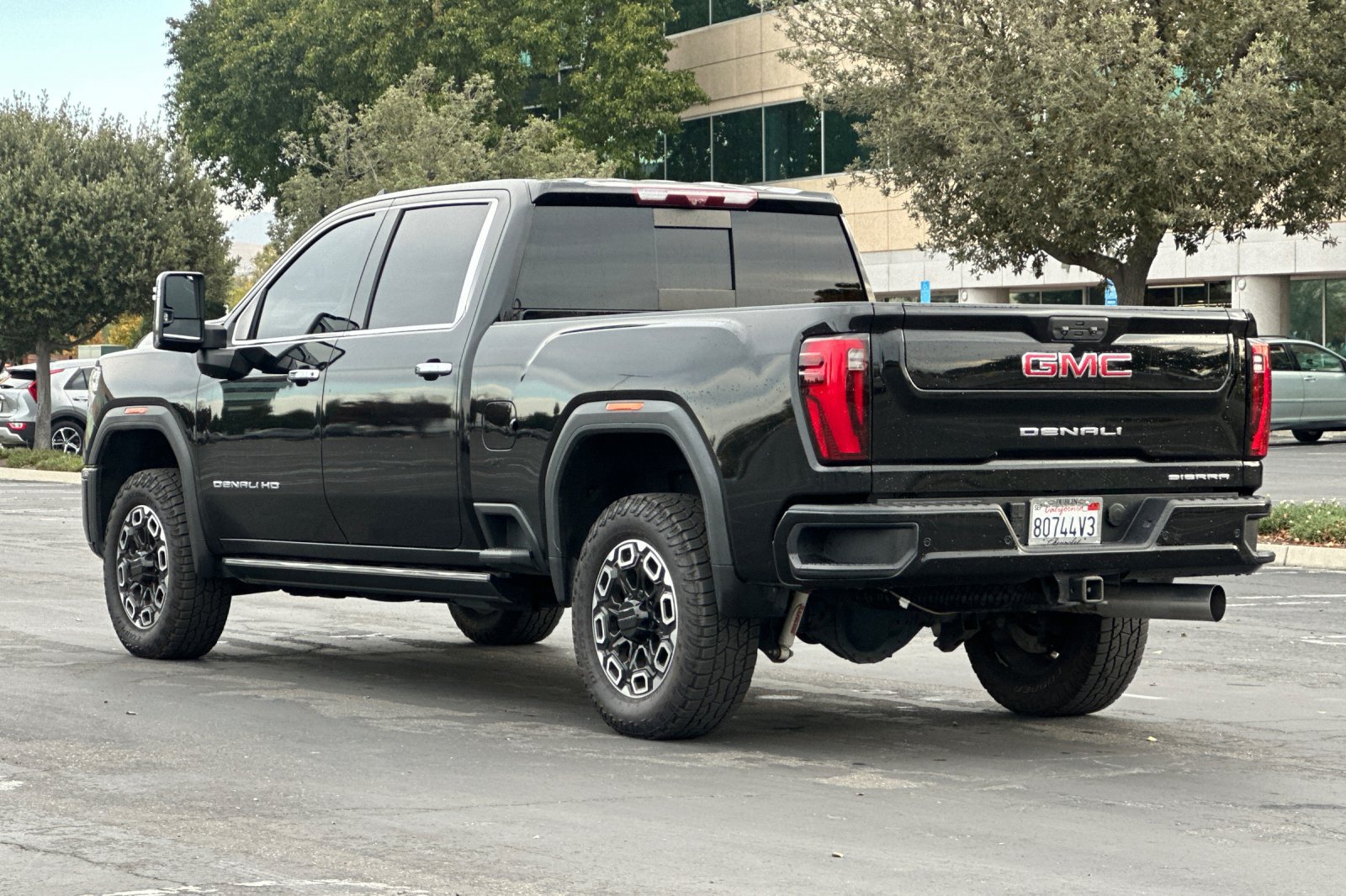Used 2024 GMC Sierra 2500 Denali w/ Denali Reserve Package AWD/4WD image 6