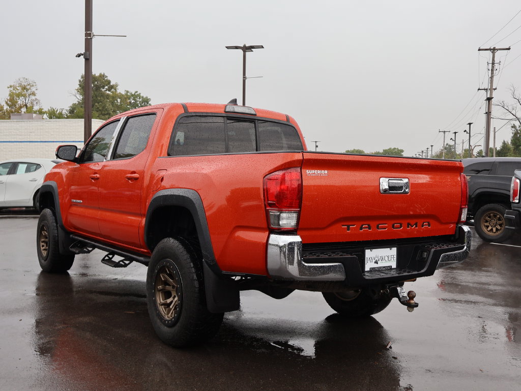 Used 2016 Toyota Tacoma TRD Off-Road w/ Towing Package AWD/4WD image 5