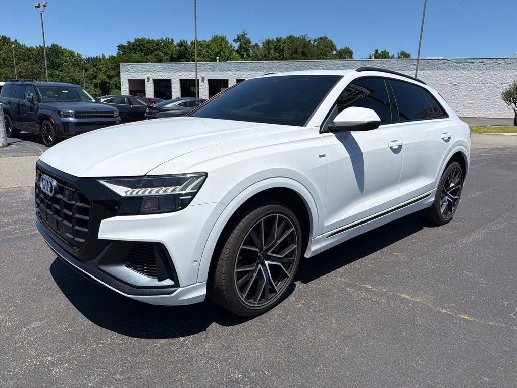 Used 2020 Audi Q8 Prestige w/ Prestige Package AWD/4WD image 13