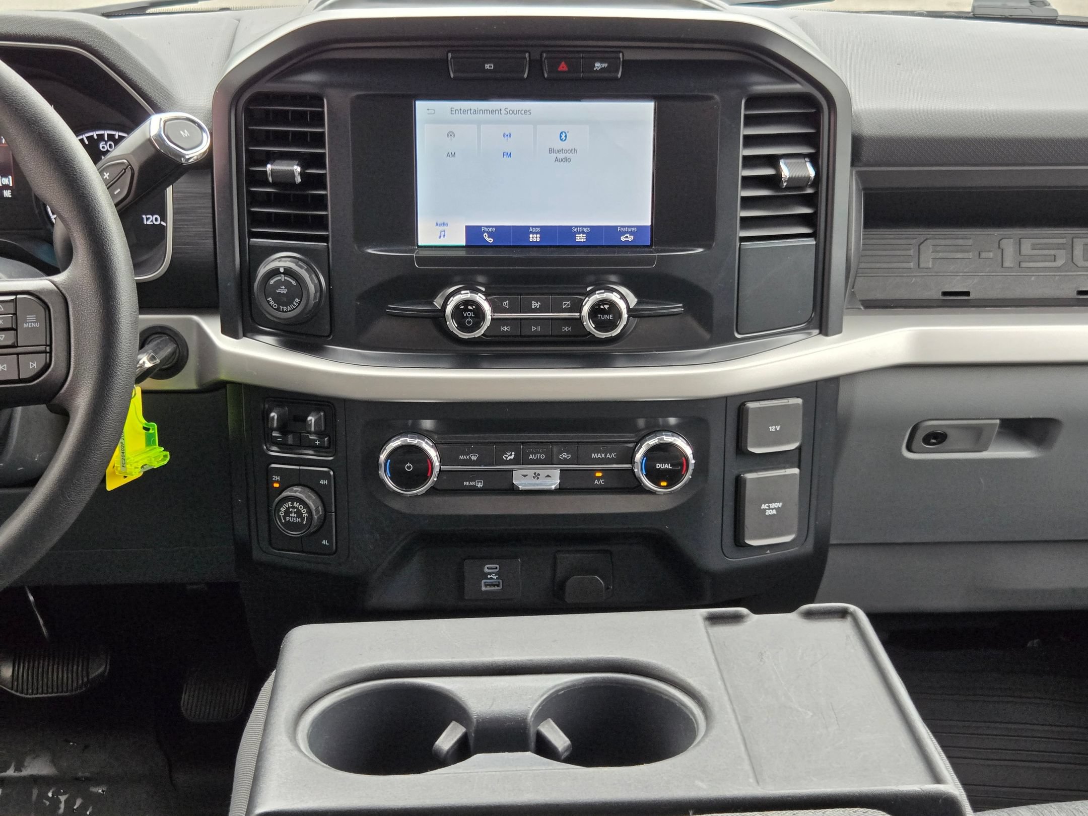 Used 2022 Ford F150 XL w/ Equipment Group 101A High AWD/4WD image 16