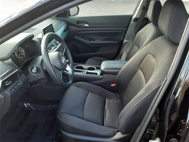 Used 2024 Nissan Altima 2.5 SV image 10