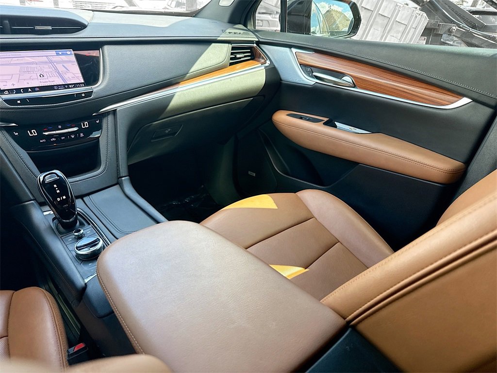 Used 2022 Cadillac XT5 Premium Luxury image 26