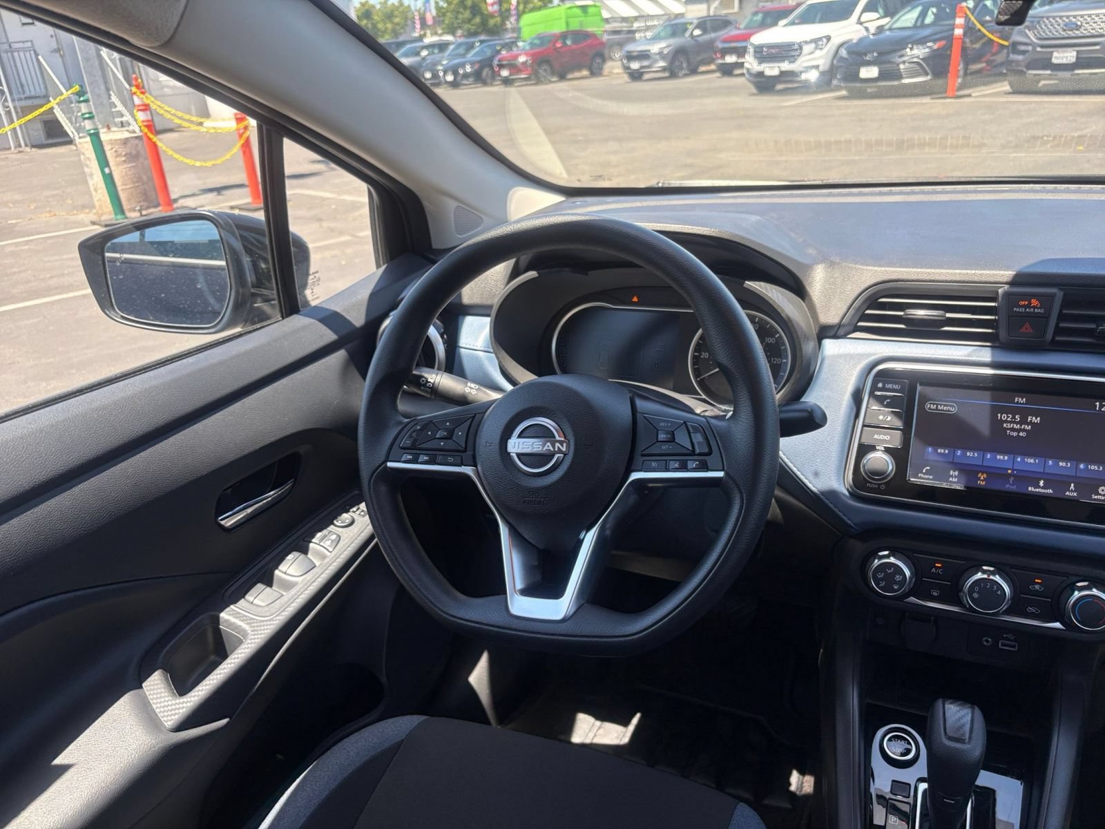 Used 2025 Nissan Versa SV FWD image 32