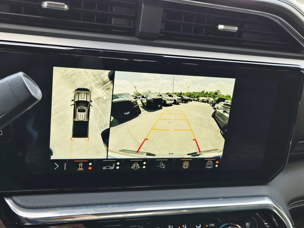 Used 2024 GMC Sierra 3500 Denali w/ Denali Reserve Package AWD/4WD image 32