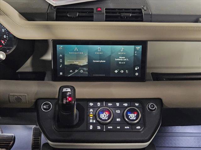 Used 2020 Land Rover Defender 110 HSE image 15