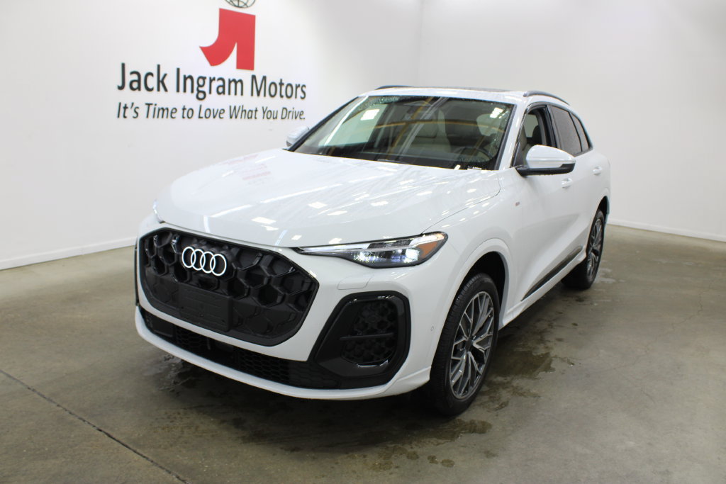 New 2026 Audi Q5 Premium Plus AWD/4WD image 2