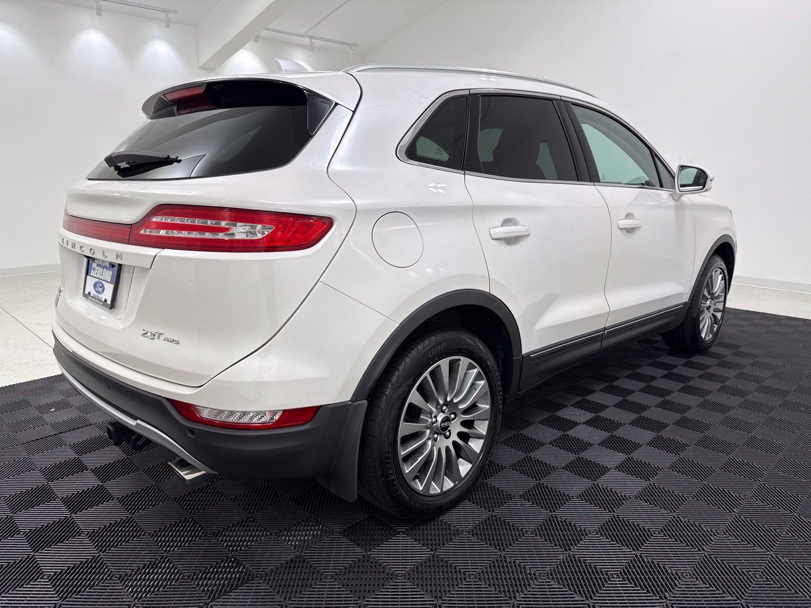 Used 2017 Lincoln MKC Reserve w/ Lincoln MKC Climate Package AWD/4WD image 8