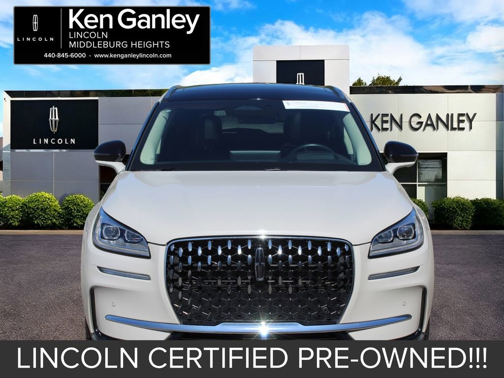 Used 2023 Lincoln Corsair Reserve w/ Equipment Group 202A image 2