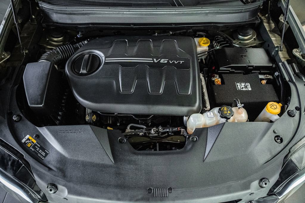 Certified 2019 Jeep Cherokee Limited w/ Trailer Tow Group image 23