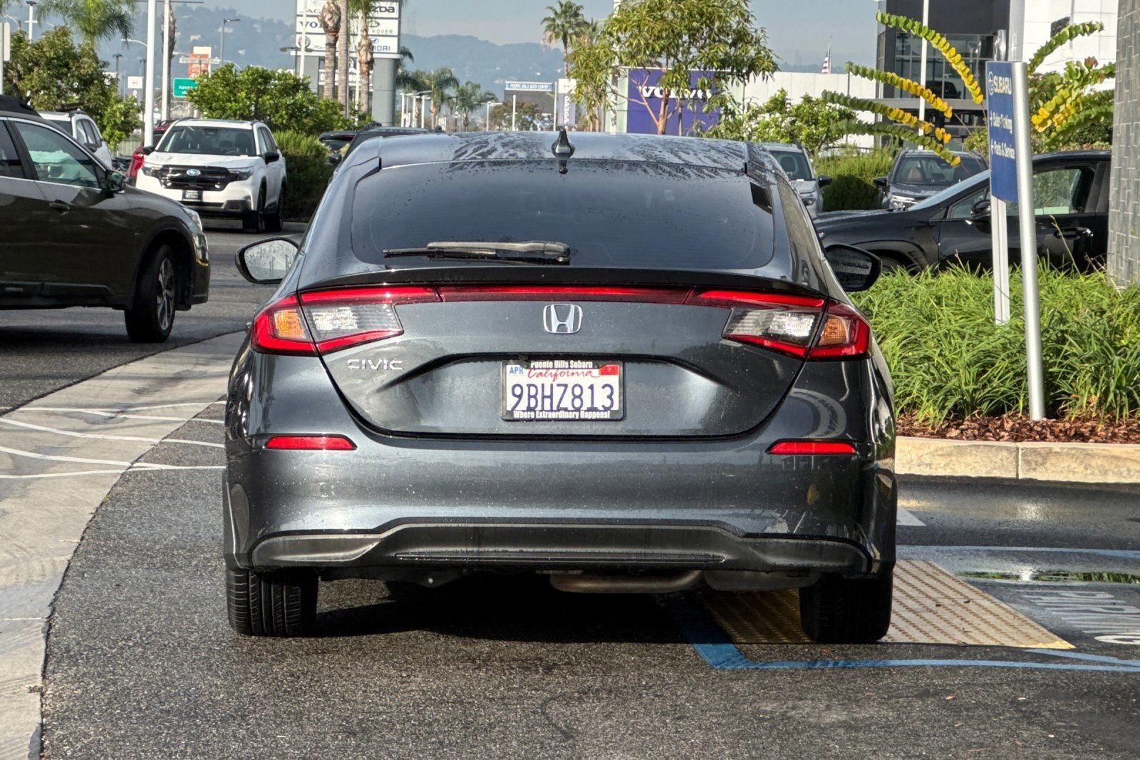 Used 2022 Honda Civic LX image 5