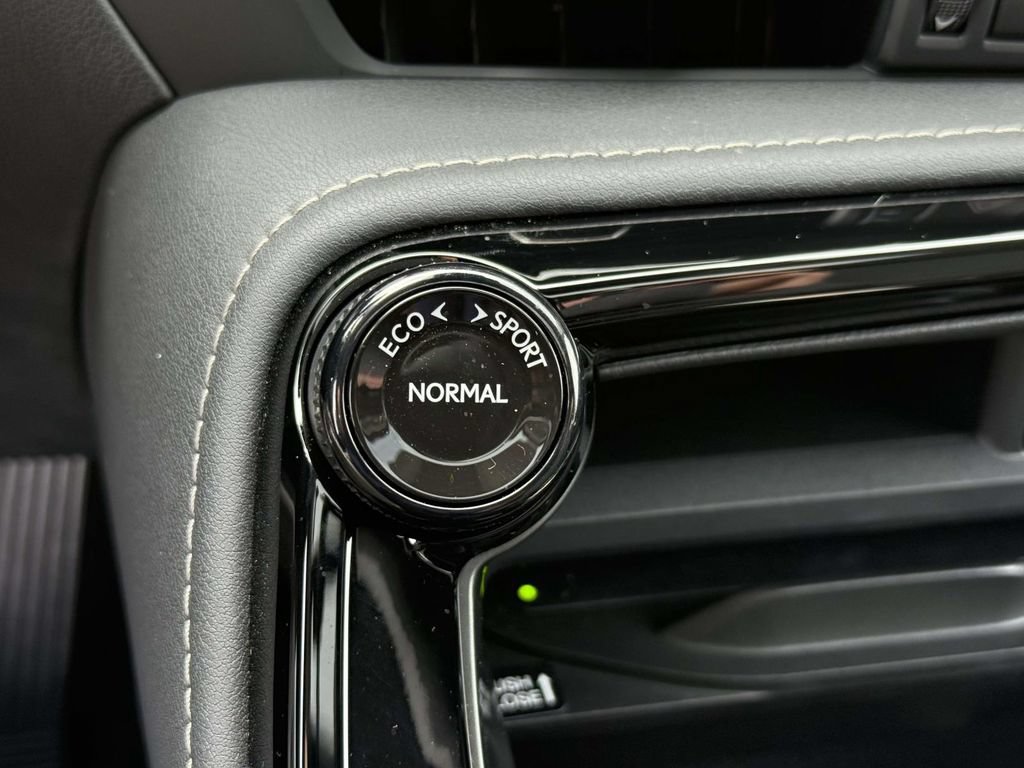Used 2025 Lexus NX 250 AWD w/ Accessory Package (2T) image 25