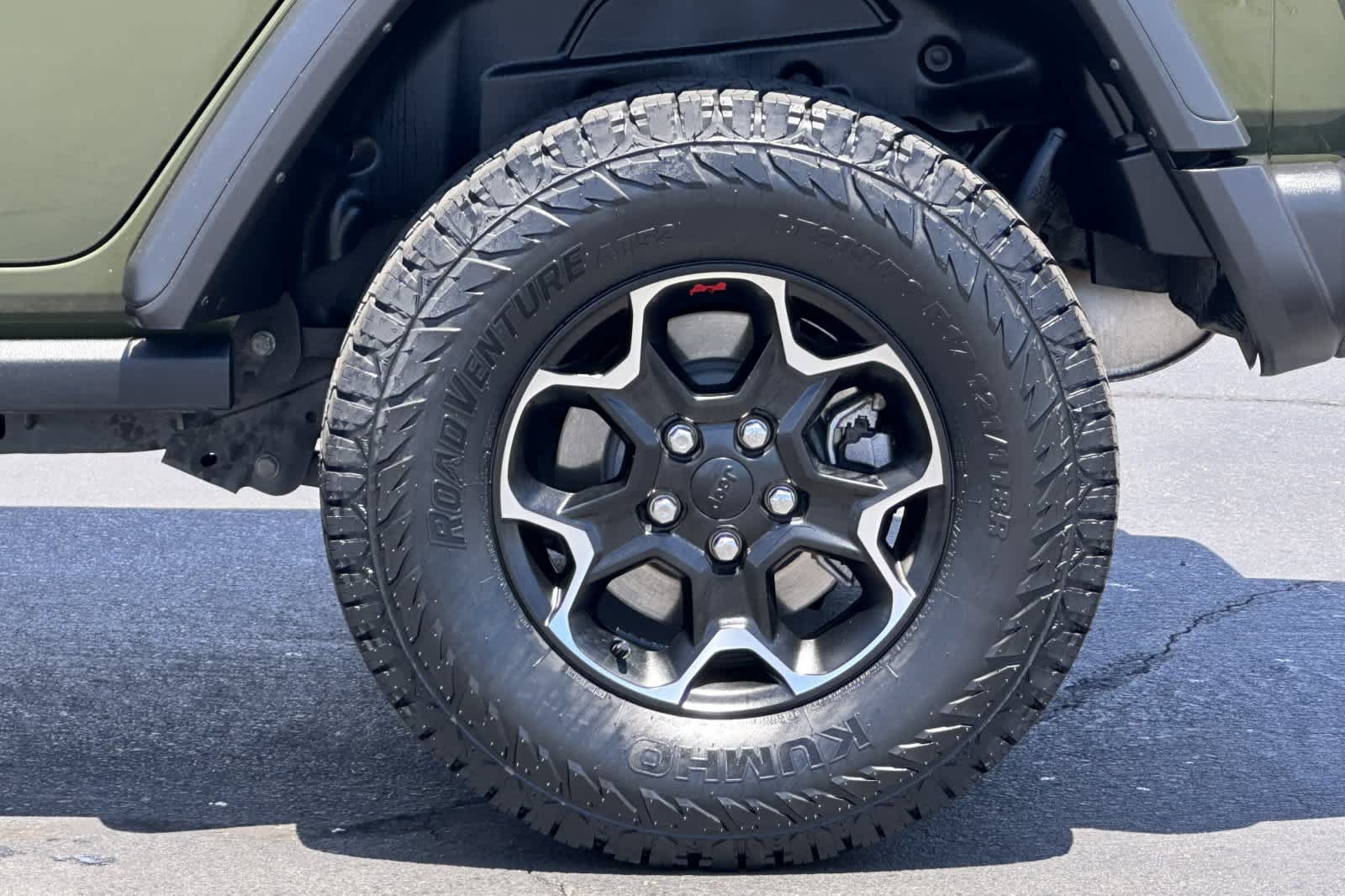 Used 2023 Jeep Wrangler Unlimited Rubicon AWD/4WD image 31