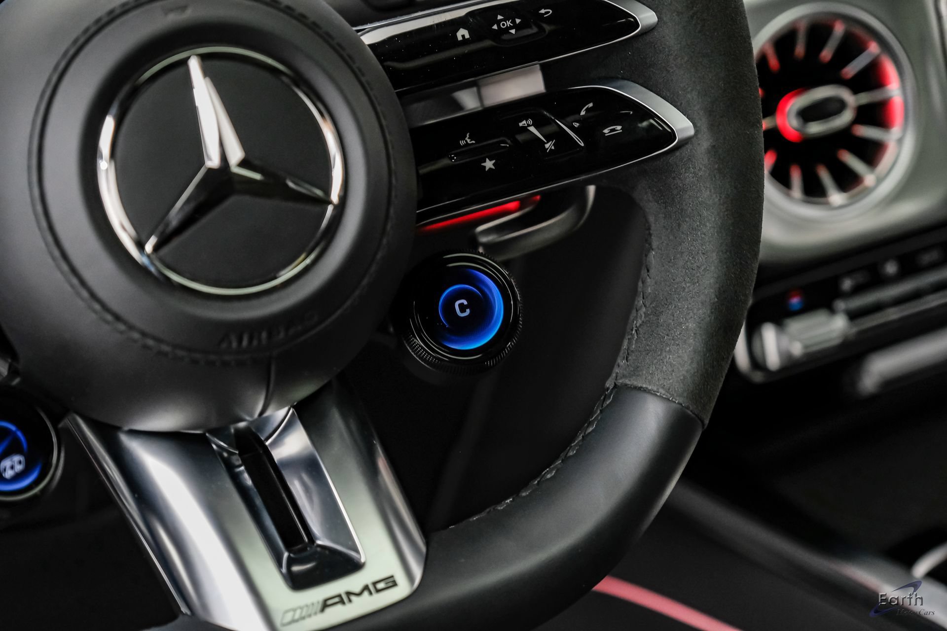 Used 2025 Mercedes-Benz G 63 AMG 4MATIC w/ Night Package Magno image 46