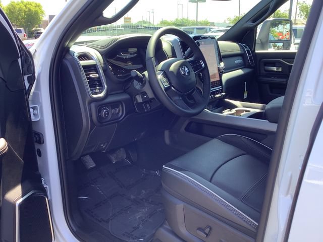 New 2026 RAM 2500 Laramie w/ Sport Appearance Package AWD/4WD image 7
