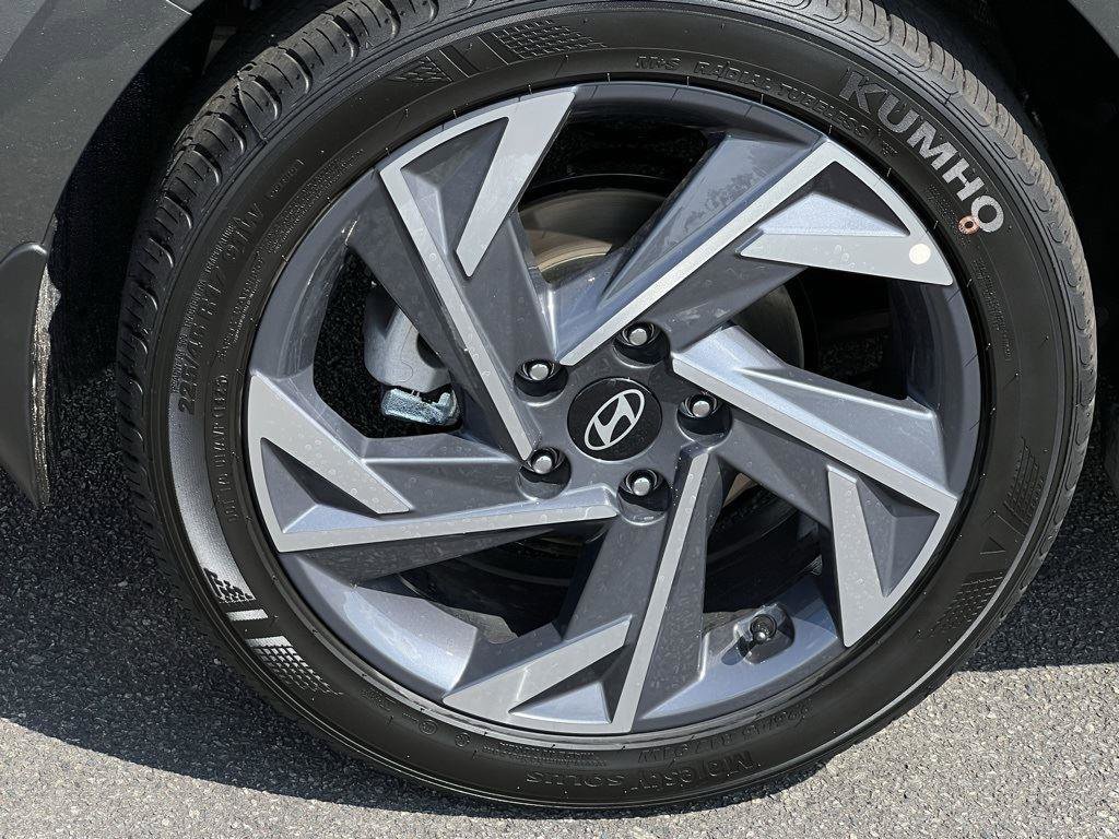 New 2025 Hyundai Elantra Sport w/ Cargo Package image 6