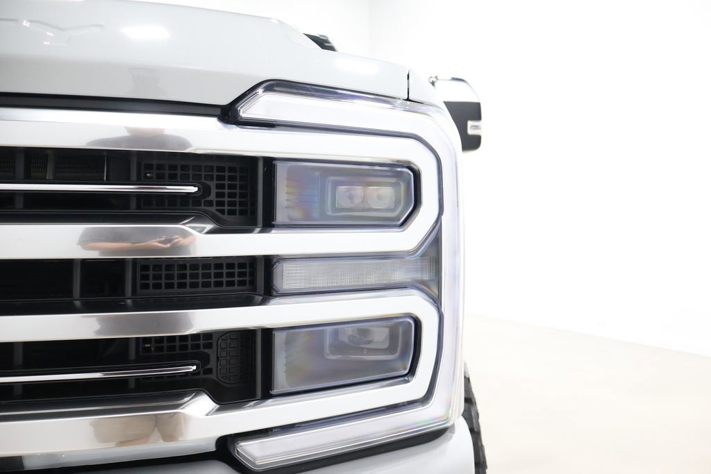 Used 2025 Ford F250 Platinum w/ Platinum Plus Package image 95