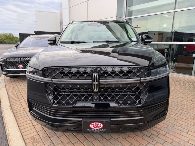 New 2027 Lincoln Navigator L Reserve w/ Jet Appearance Package AWD/4WD image 2