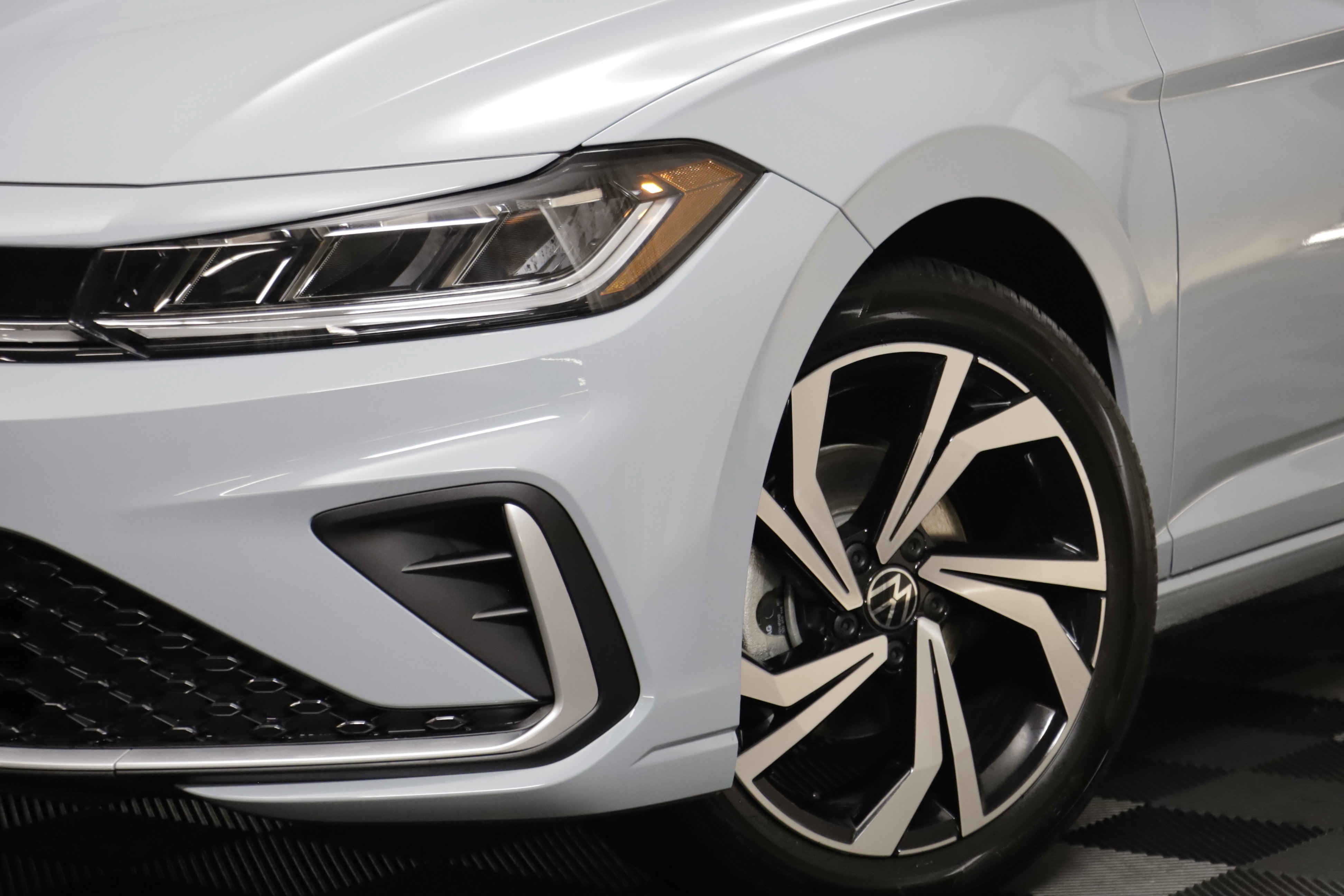 New 2027 Volkswagen Jetta SEL FWD image 4