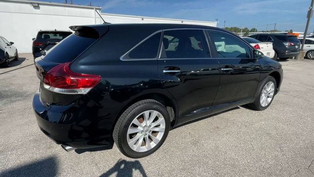 Used 2014 Toyota Venza XLE w/ XLE Premium Package FWD image 2