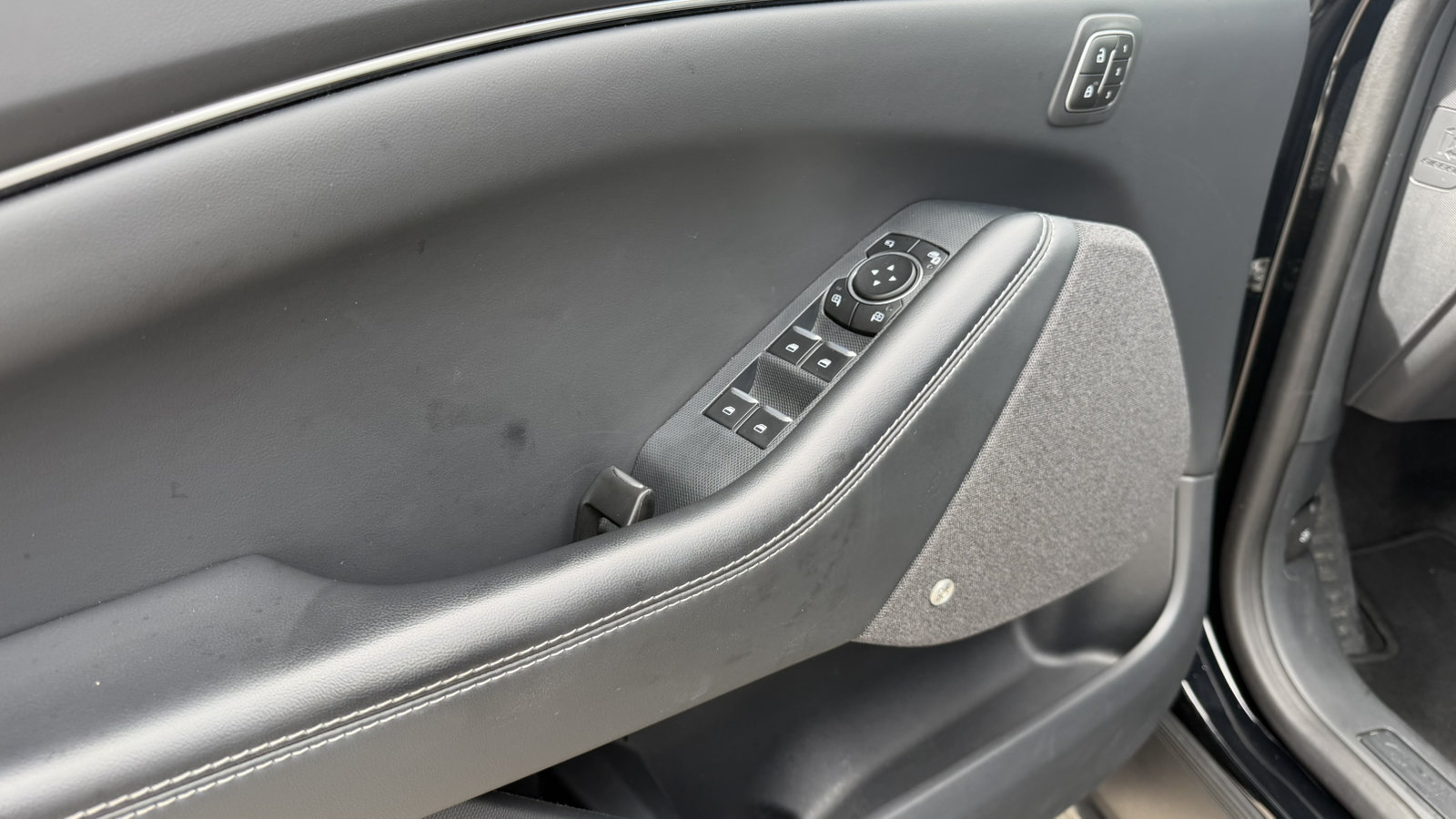 Used 2024 Ford Mustang Mach-E Premium RWD image 9