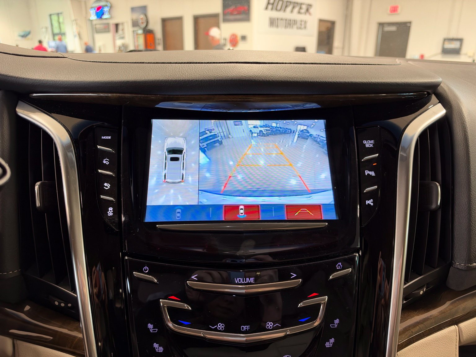 Used 2019 Cadillac Escalade 2WD image 26