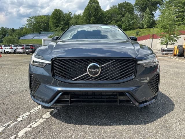 New 2026 Volvo XC60 B5 Plus w/ Protection Package Premier AWD/4WD image 2