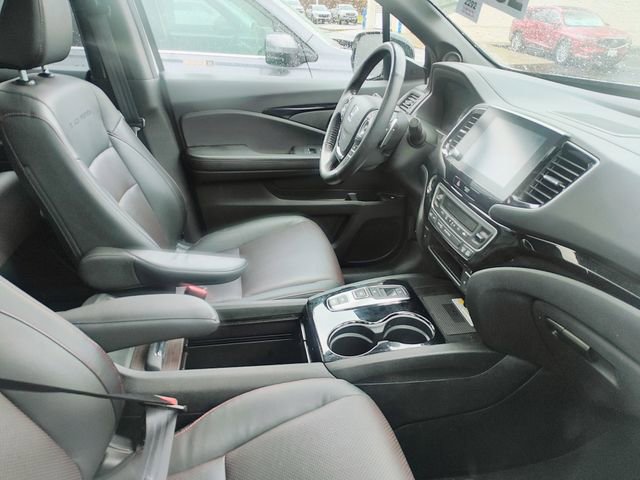 Used 2023 Honda Ridgeline Black Edition image 4