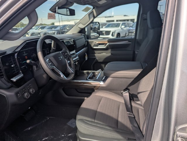 New 2026 Chevrolet Silverado 3500 LT w/ Trail Boss Package AWD/4WD image 17