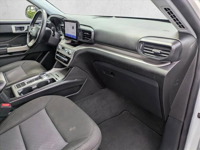 Used 2022 Ford Explorer XLT image 20