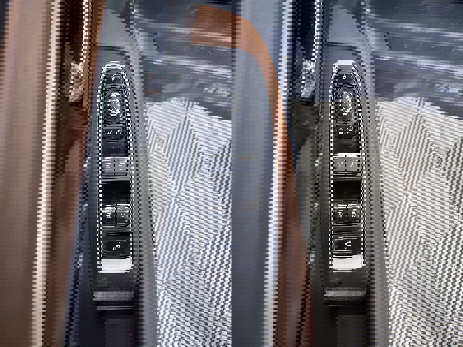 Used 2022 Subaru Outback Touring w/ Tech Package 2 image 14